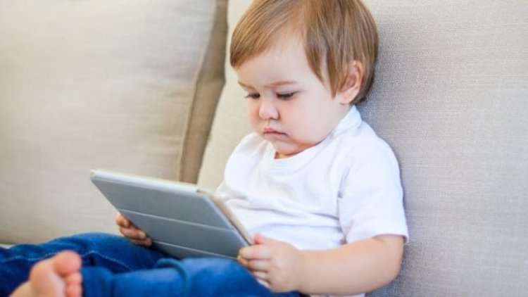 A evolução da chupeta, é o celular... Atenção, mães e pais! Dica importante!