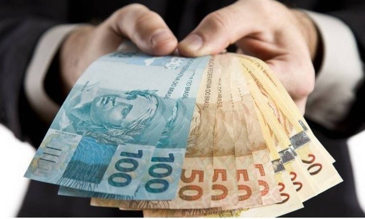 Contas públicas têm superávit de R$ 1,2 bilhão em março, mas dívida avança para 75,7% do PIB, maior nível em dois anos