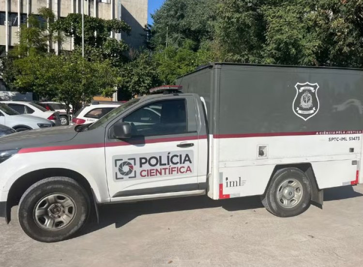 Polícia Científica de SP vai enviar 20 peritos e seis carros do IML para ajudar a identificar e retirar corpos de vítimas de enchentes no RS